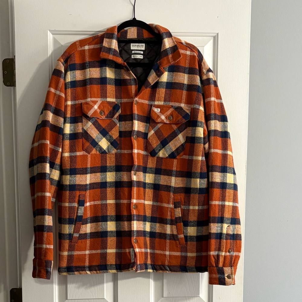Quicksilver Lyneham Long Sleeve Jacket/Shirt 
Lined. Flannel. Cotton.